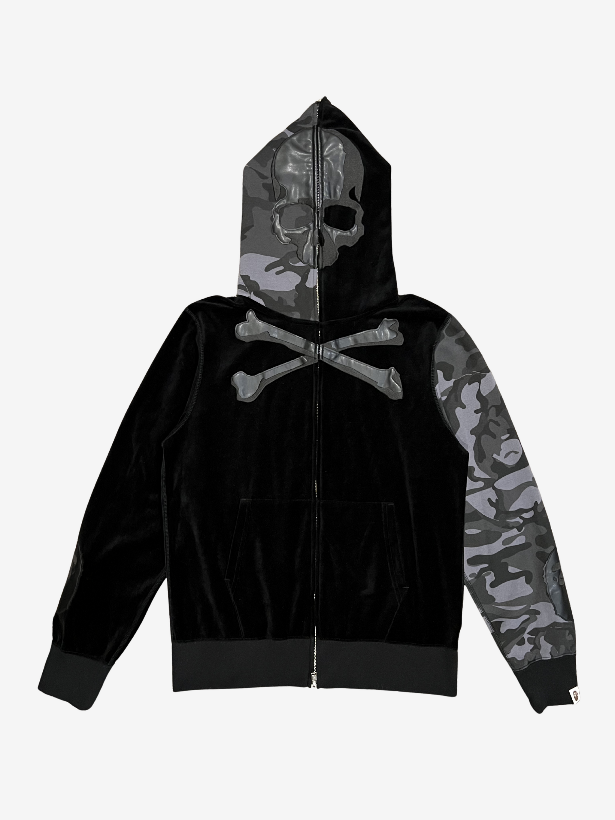 BAPE x Mastermind Japan Black Skeleton Head Full Zip Up Shark Hoodie