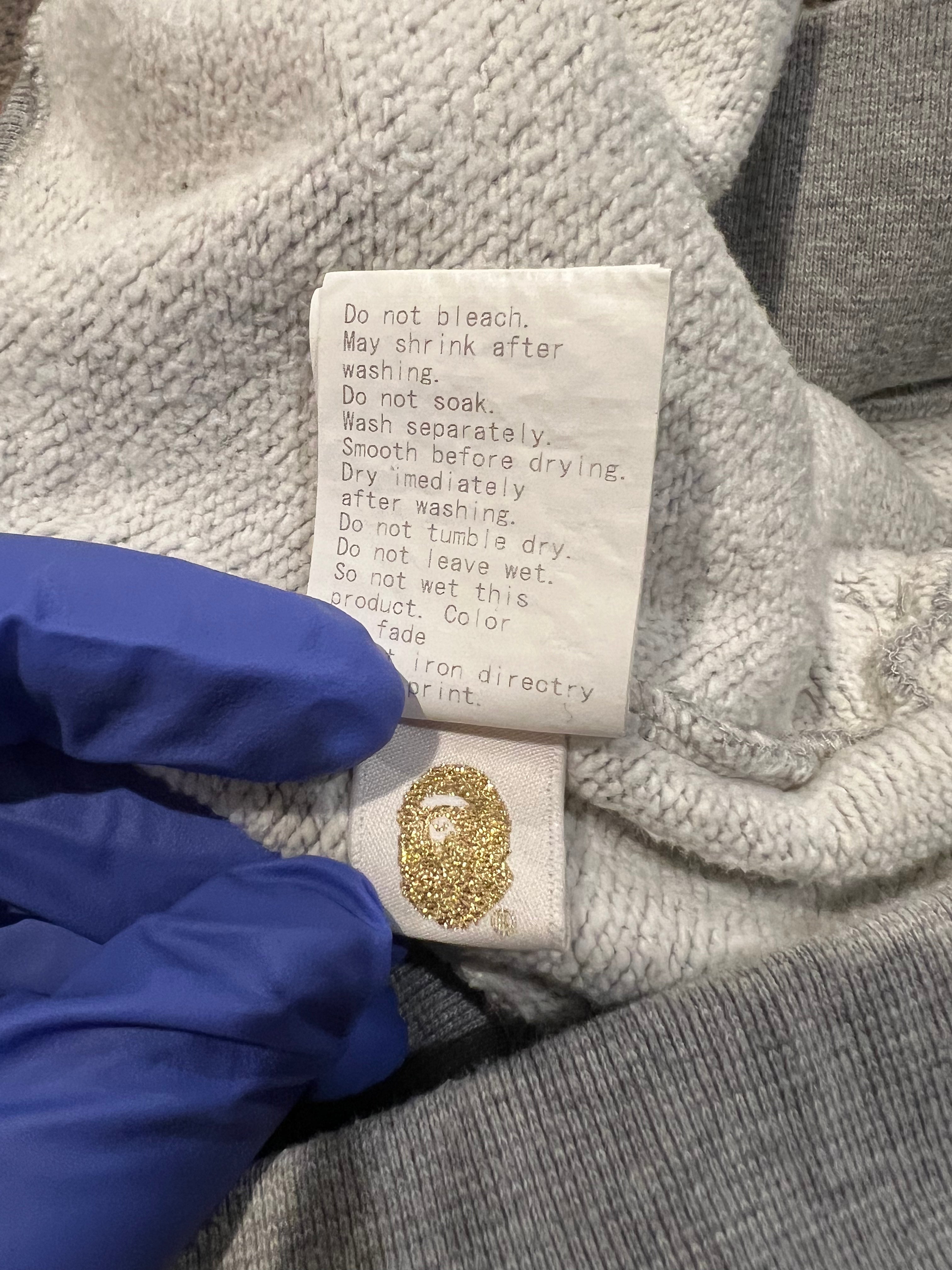 Pantalones de cuero con parche de cruz del cementerio, color negro 18