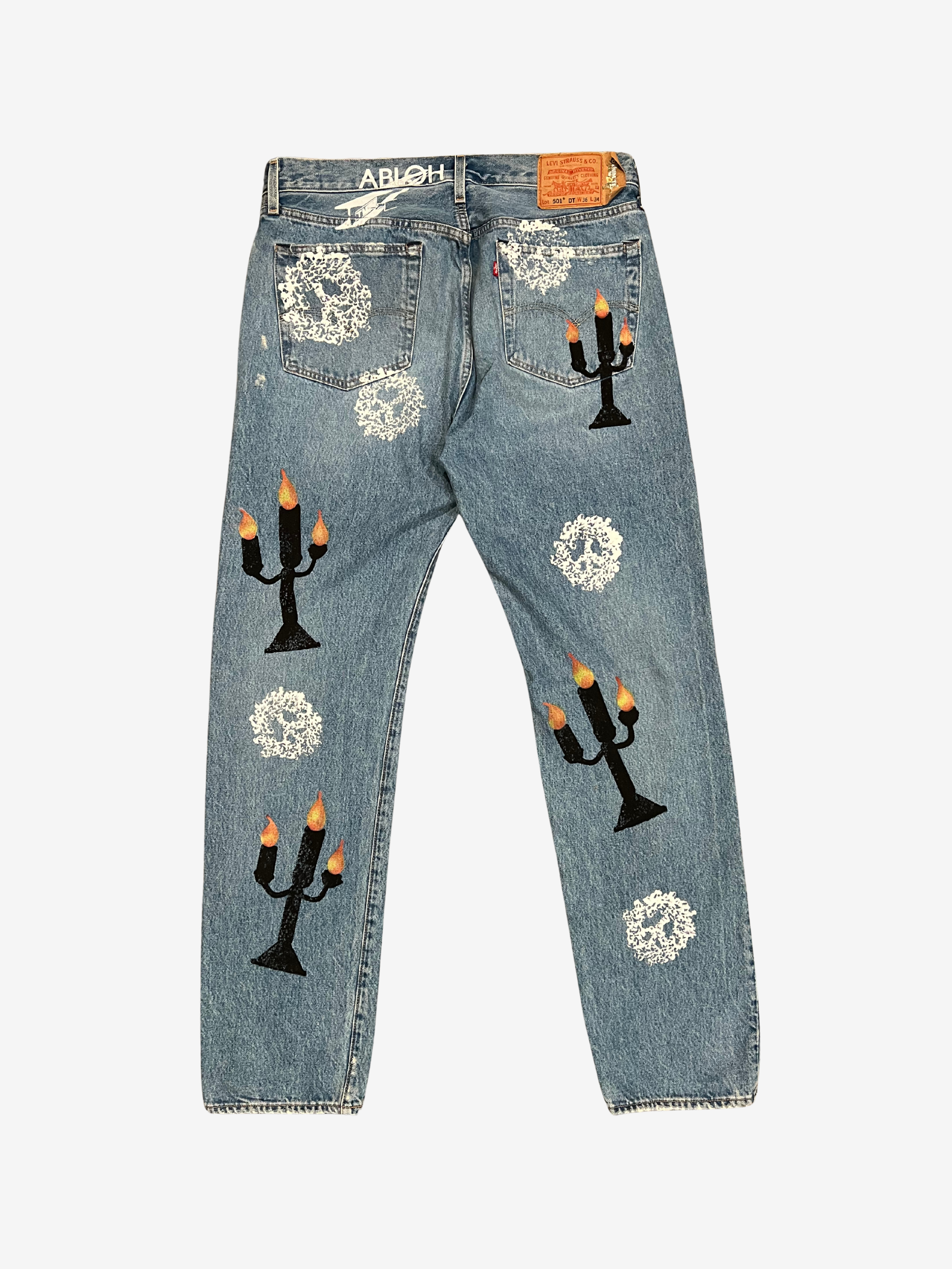 Pantalones de cuero con parche de cruz del cementerio, color negro 18