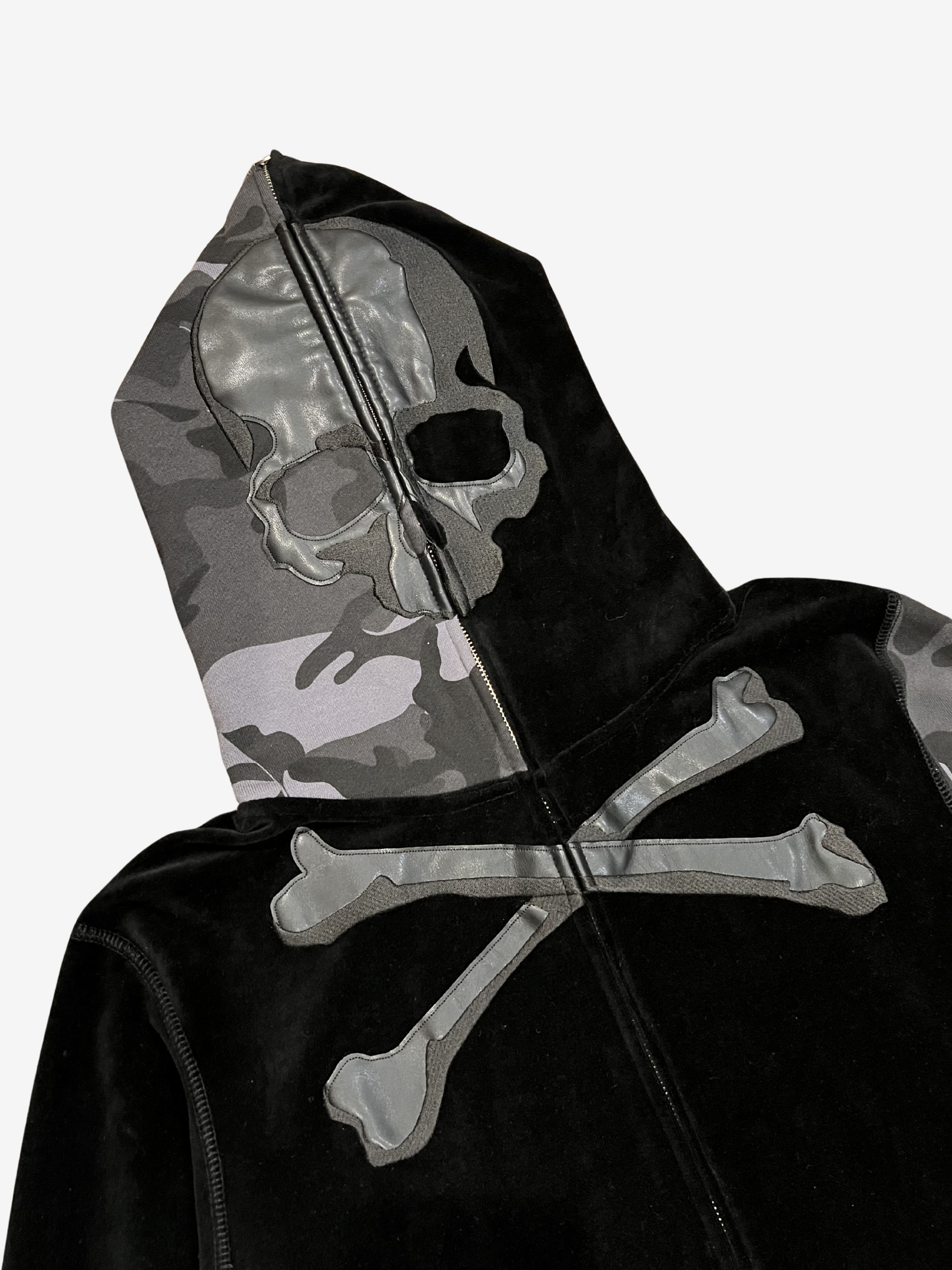 x Mastermind Japan Black Skeleton Head Full Zip Up Shark Hoodie