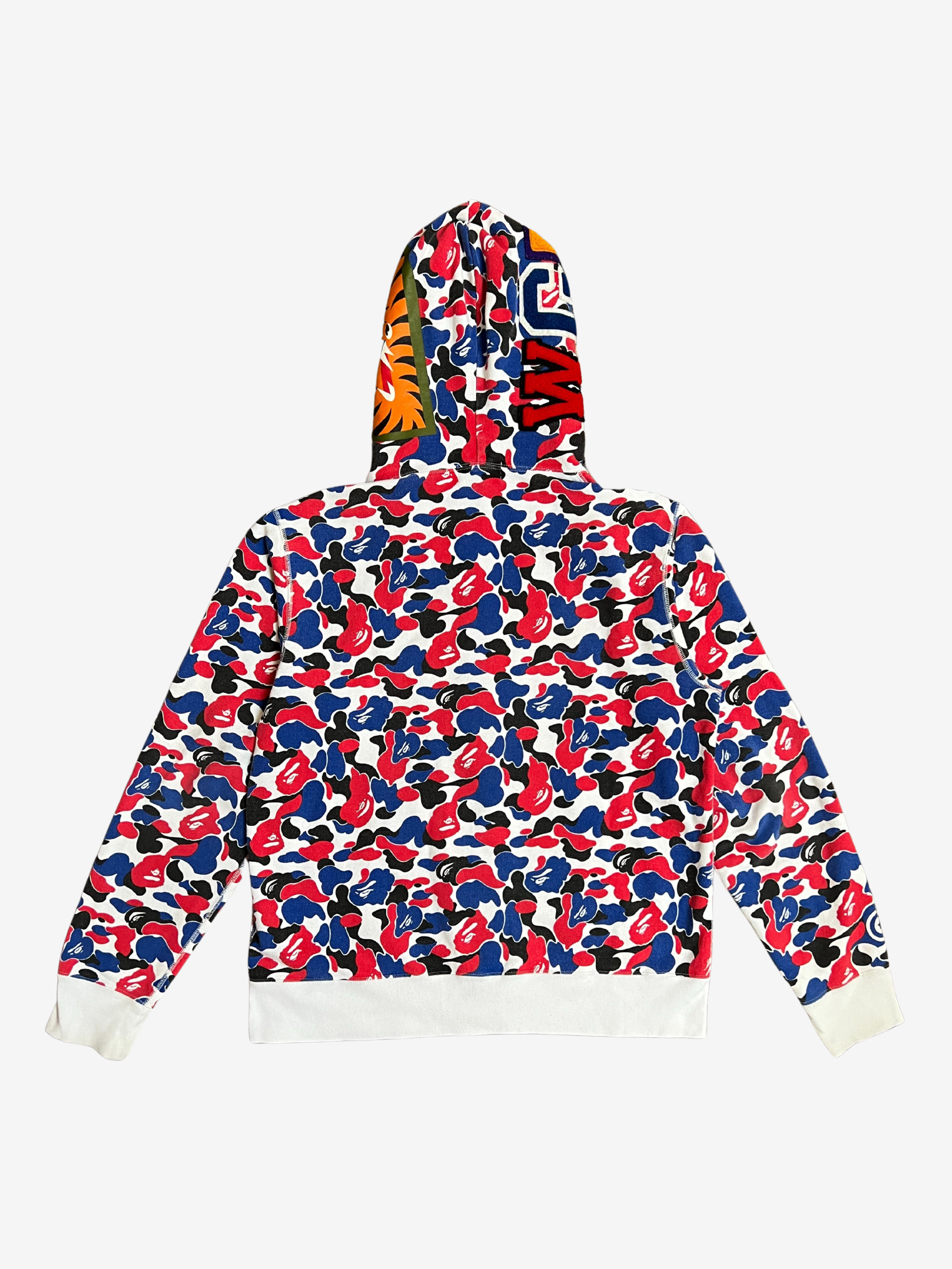 BAPE Red 2024 London Store Exclusive Camo Full Zip Up Shark Hoodie HYPEVAULT 2