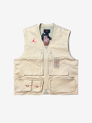 Chaleco utilitario Desert Khaki de Travis Scott x Air Jordan
