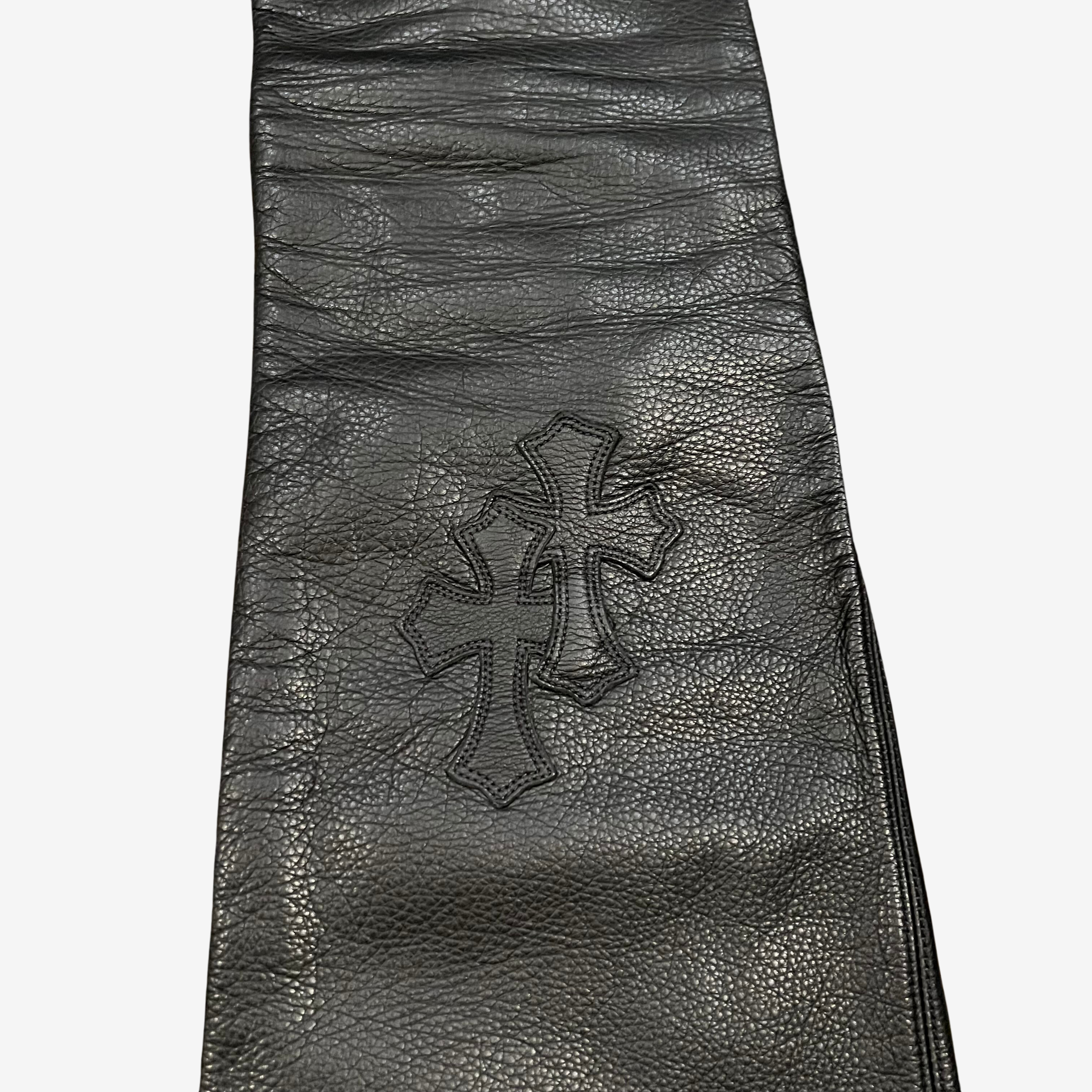 Pantalones de cuero con parche de cruz del cementerio, color negro 18 