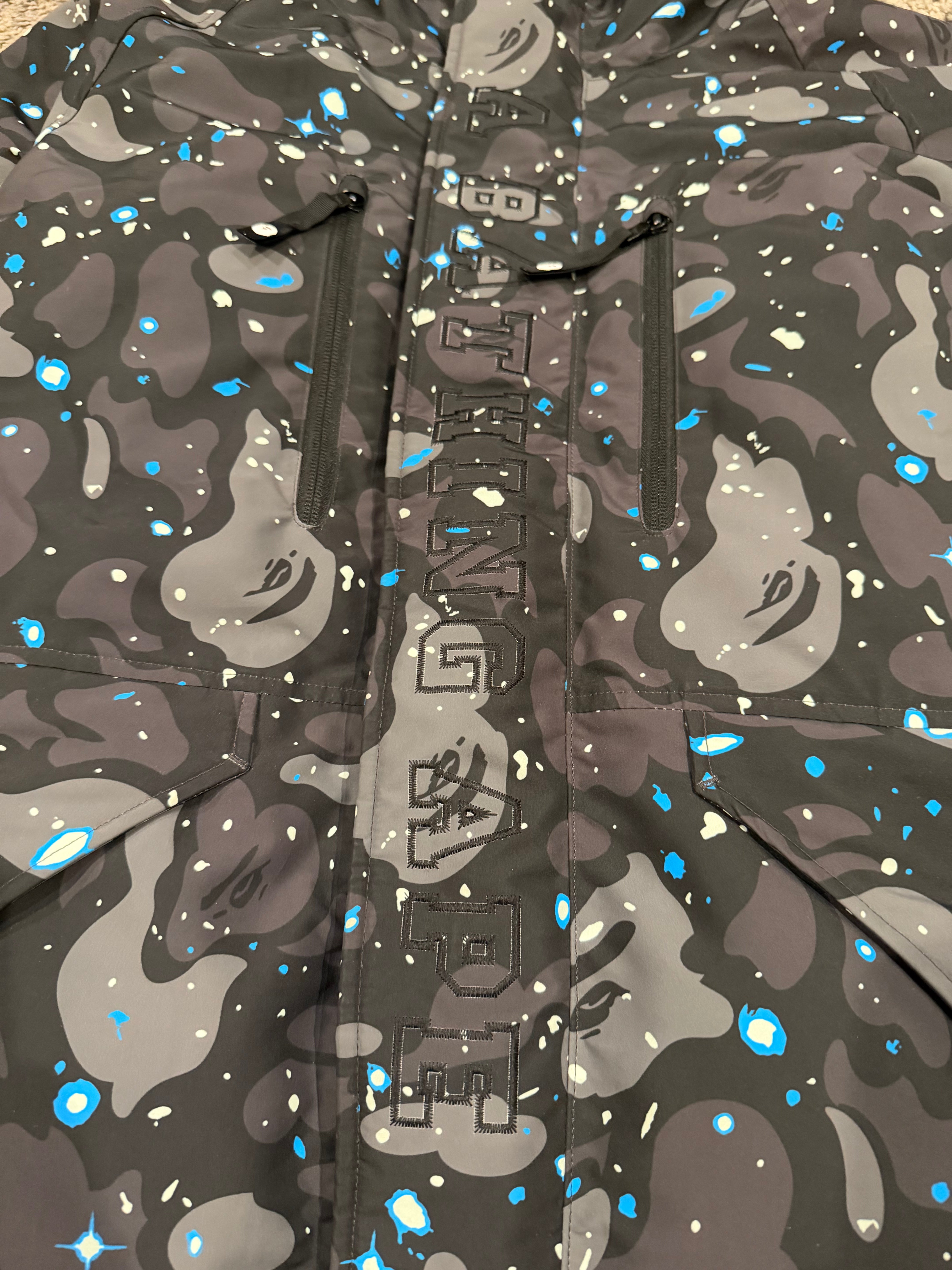 BAPE Black Galaxy Puffer Down Jacket size L zipper detail